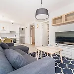 Tejita , The Dream Flats